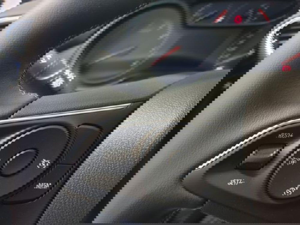 Opel Crossland nuova a Verona (11)