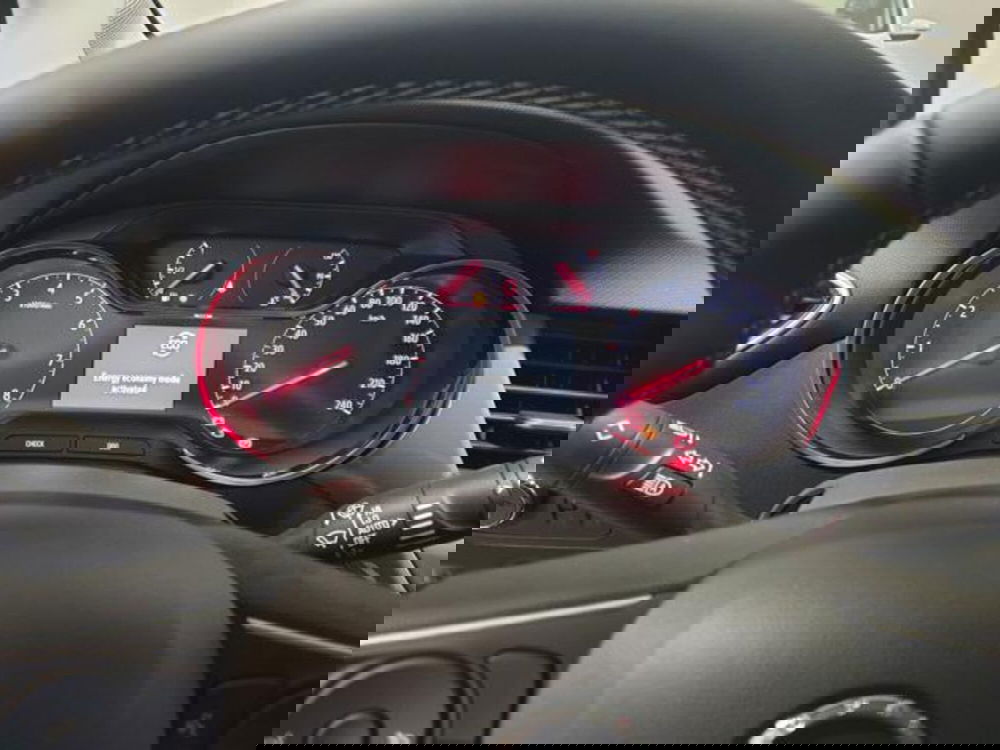 Opel Crossland nuova a Verona (14)