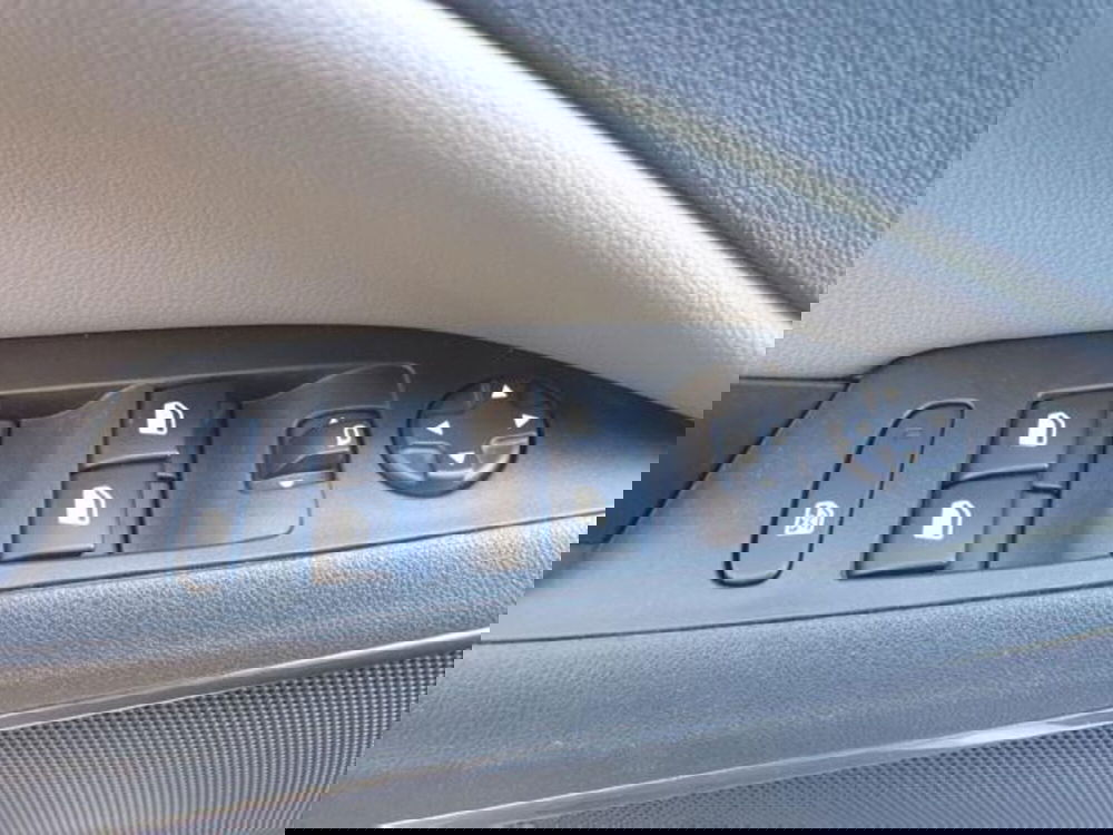 Opel Crossland X usata a Verona (9)