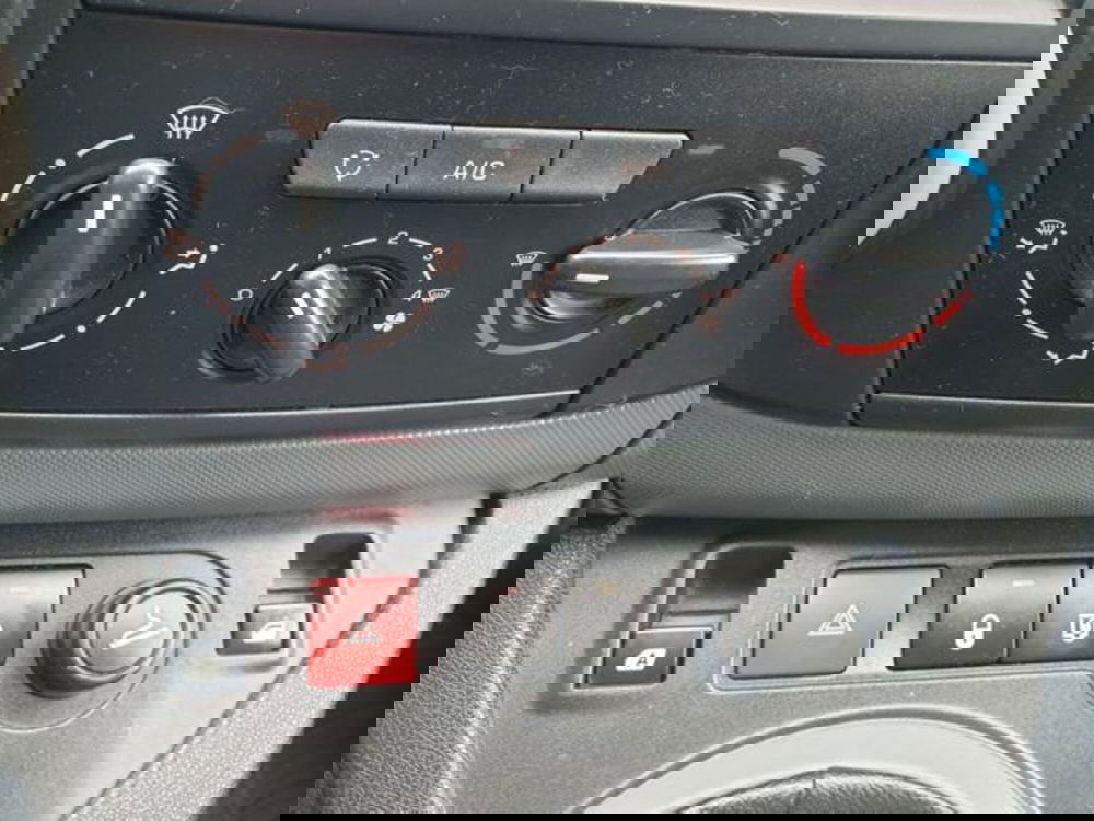 Peugeot Partner Furgone usata a Verona (11)