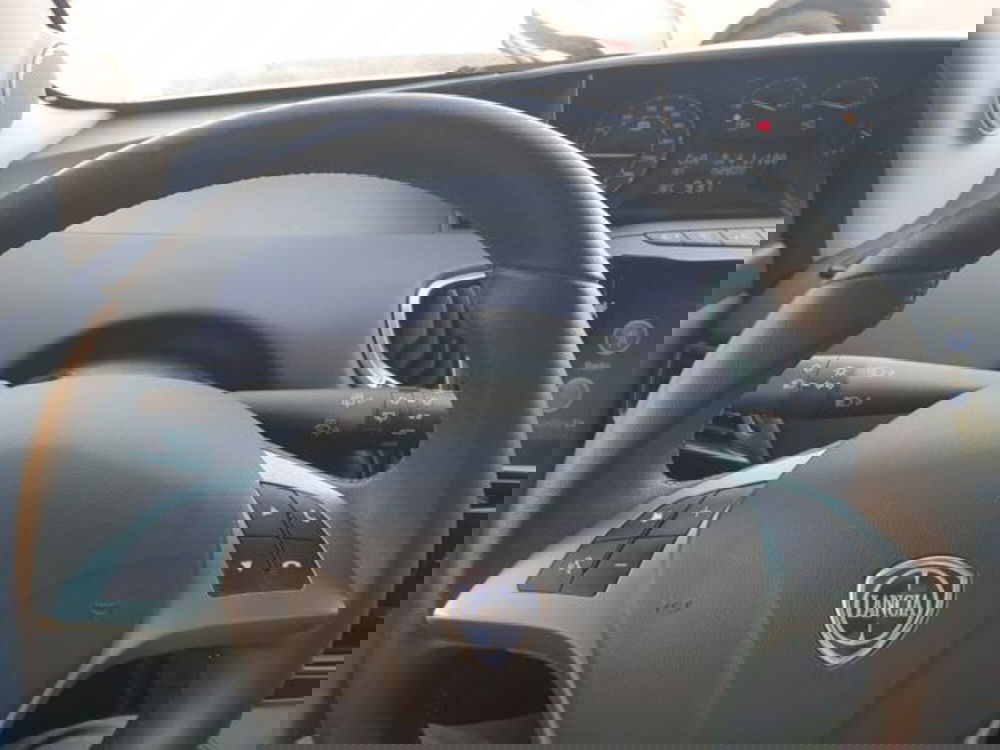 Lancia Ypsilon usata a Verona (13)