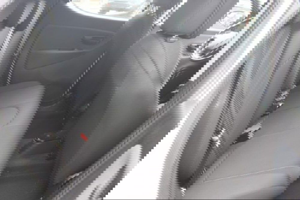 Lancia Ypsilon usata a Roma (11)