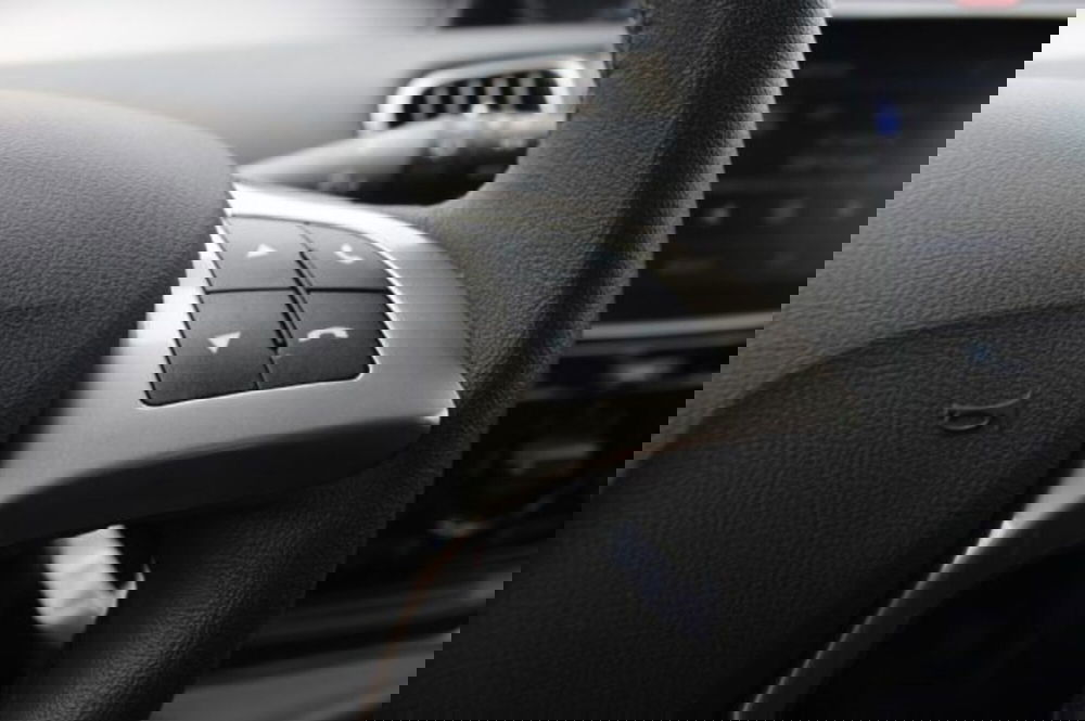 Lancia Ypsilon usata a Roma (19)