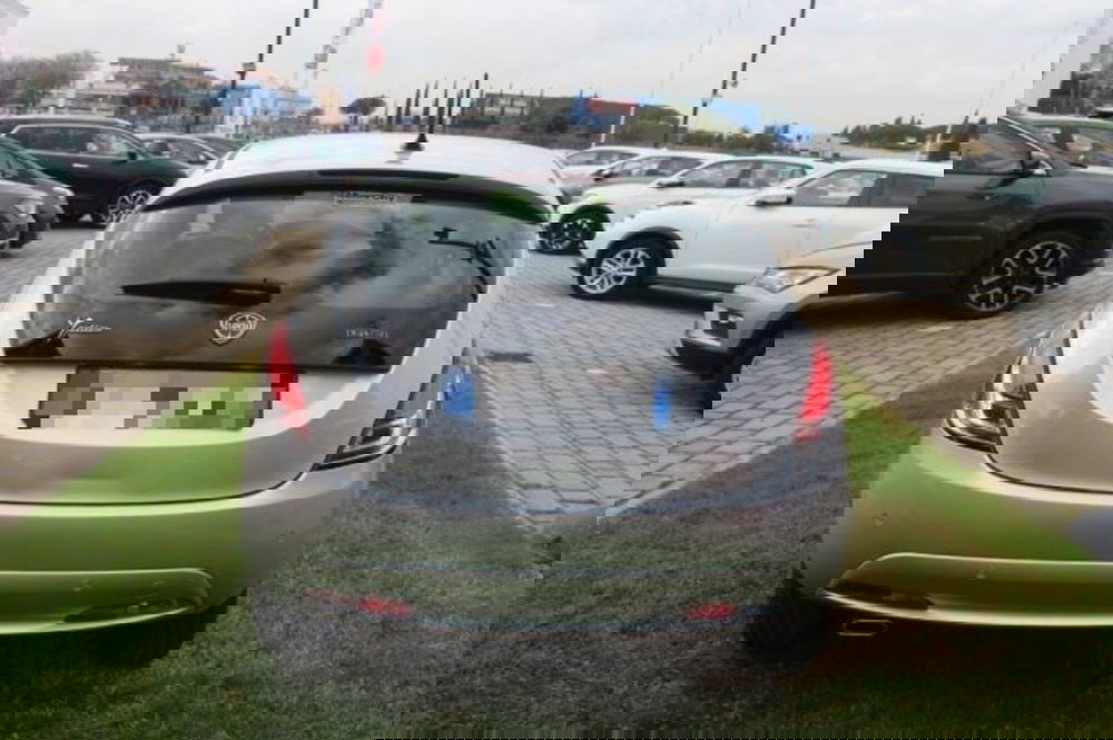 Lancia Ypsilon usata a Roma (5)