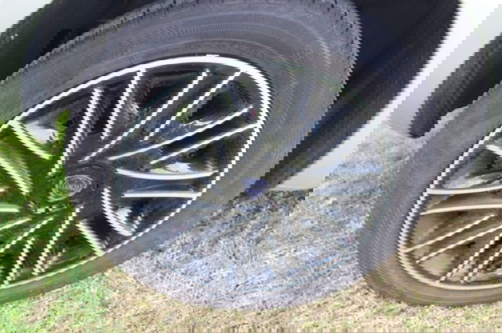 Lancia Ypsilon usata a Roma (7)