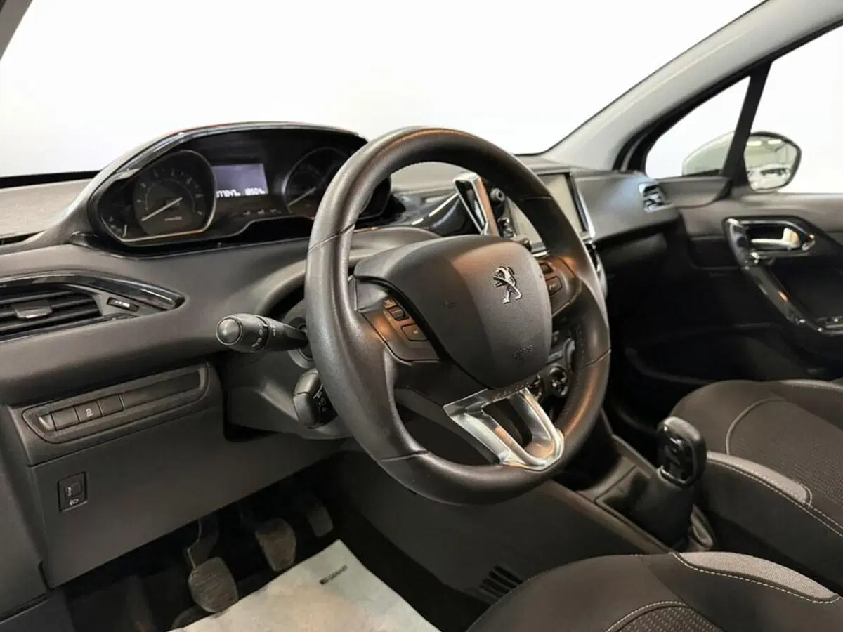 Peugeot 208 usata a Monza e Brianza (10)