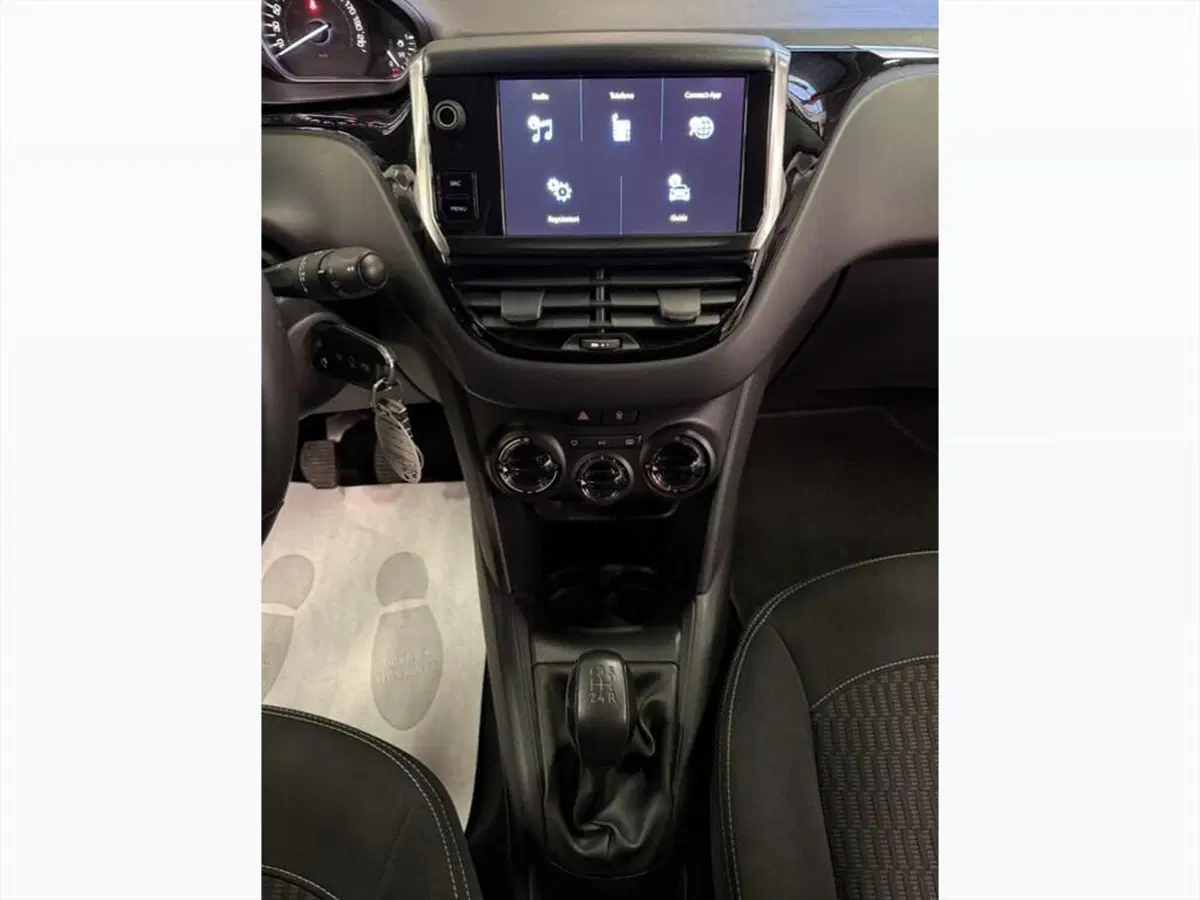 Peugeot 208 usata a Monza e Brianza (11)