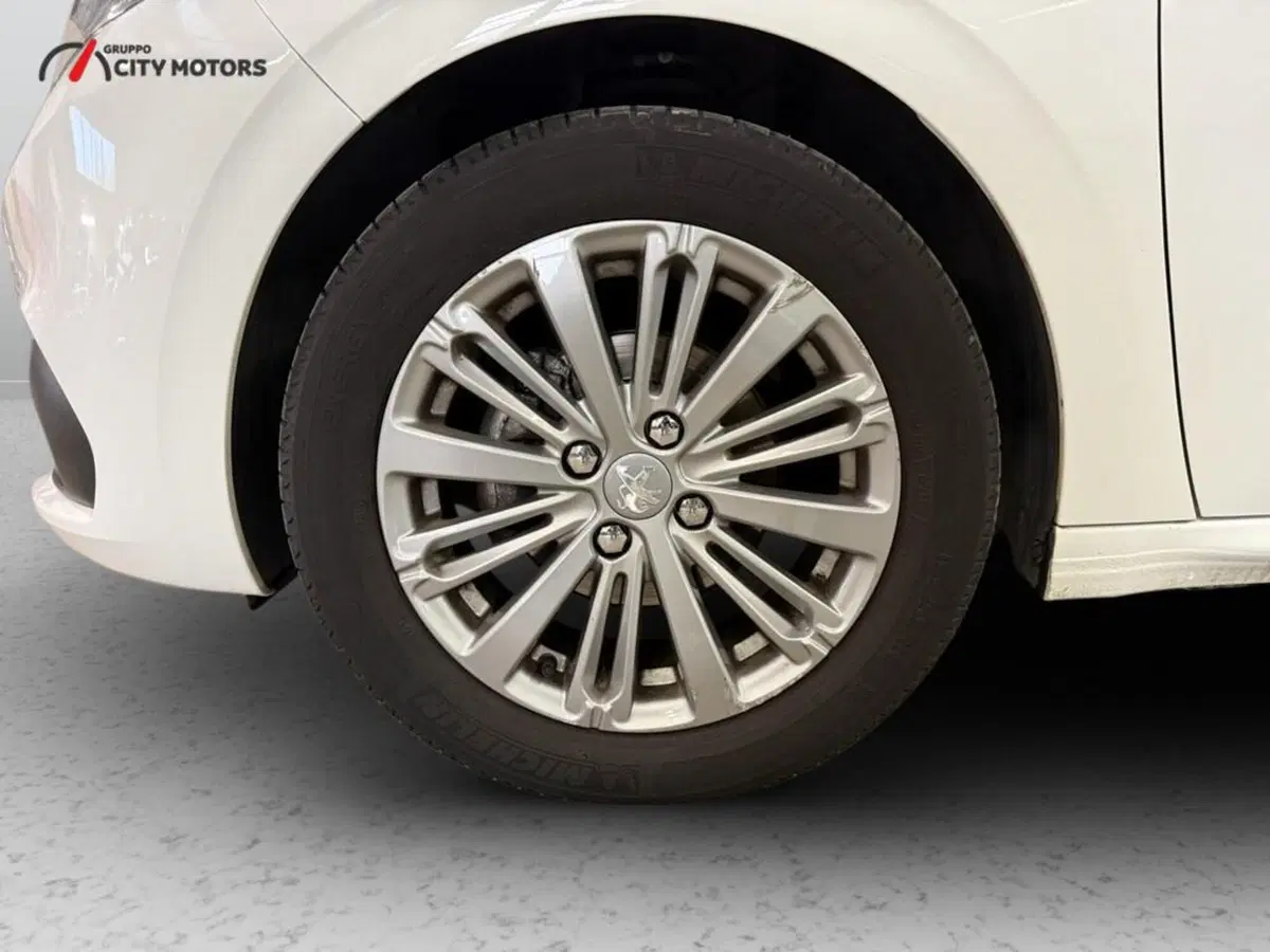Peugeot 208 usata a Monza e Brianza (13)