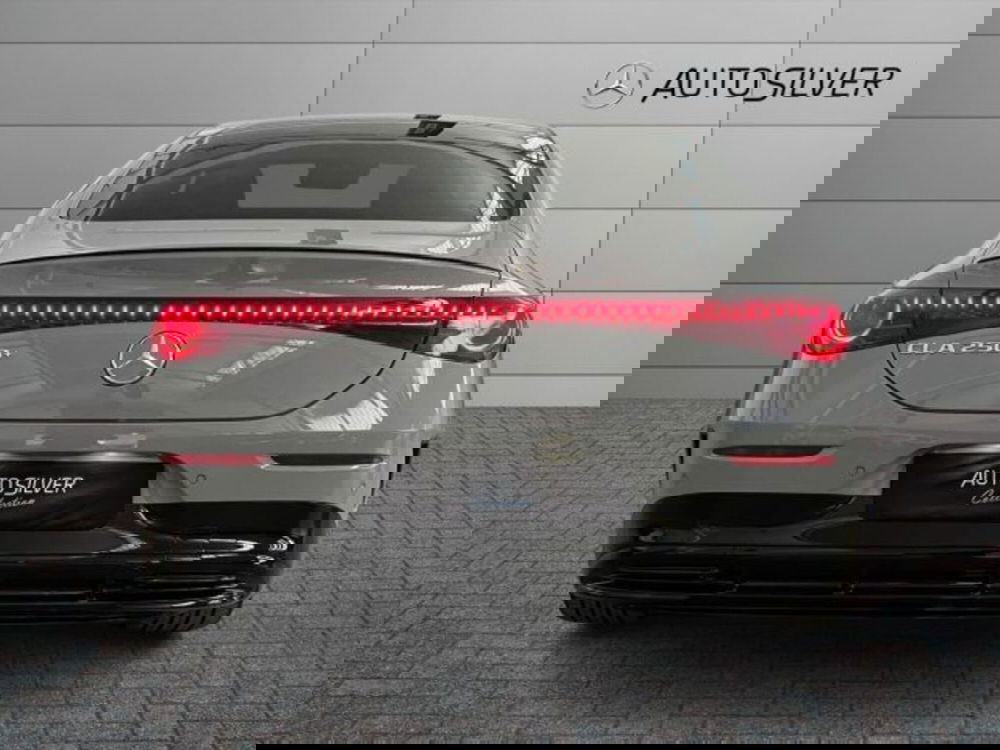 Mercedes-Benz CLA EQ nuova a Verona (4)