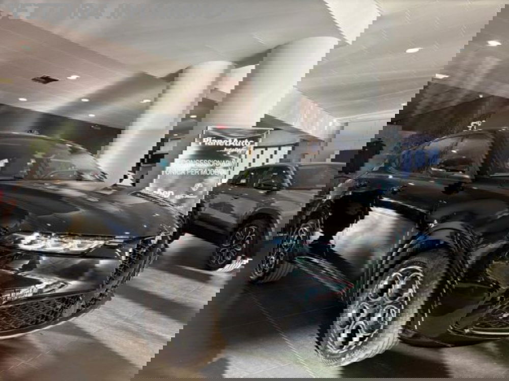 Alfa Romeo Tonale nuova a Modena (2)