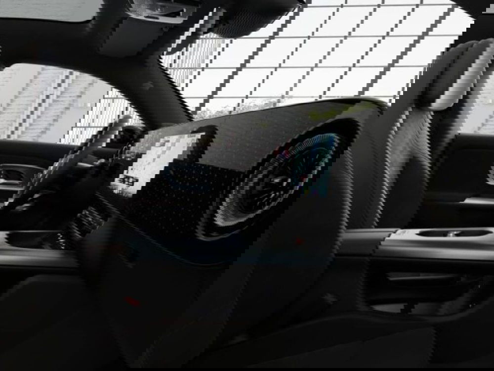 Mercedes-Benz CLA EQ nuova a Verona (6)