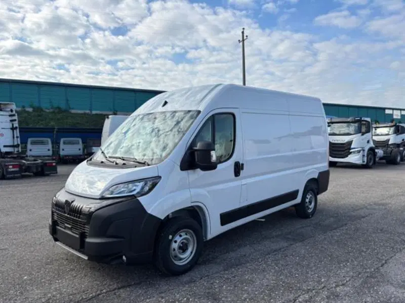 Peugeot Boxer Furgone nuova a Brescia