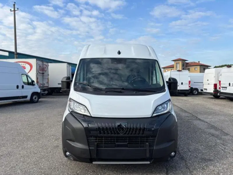 Peugeot Boxer Furgone nuova a Brescia (2)