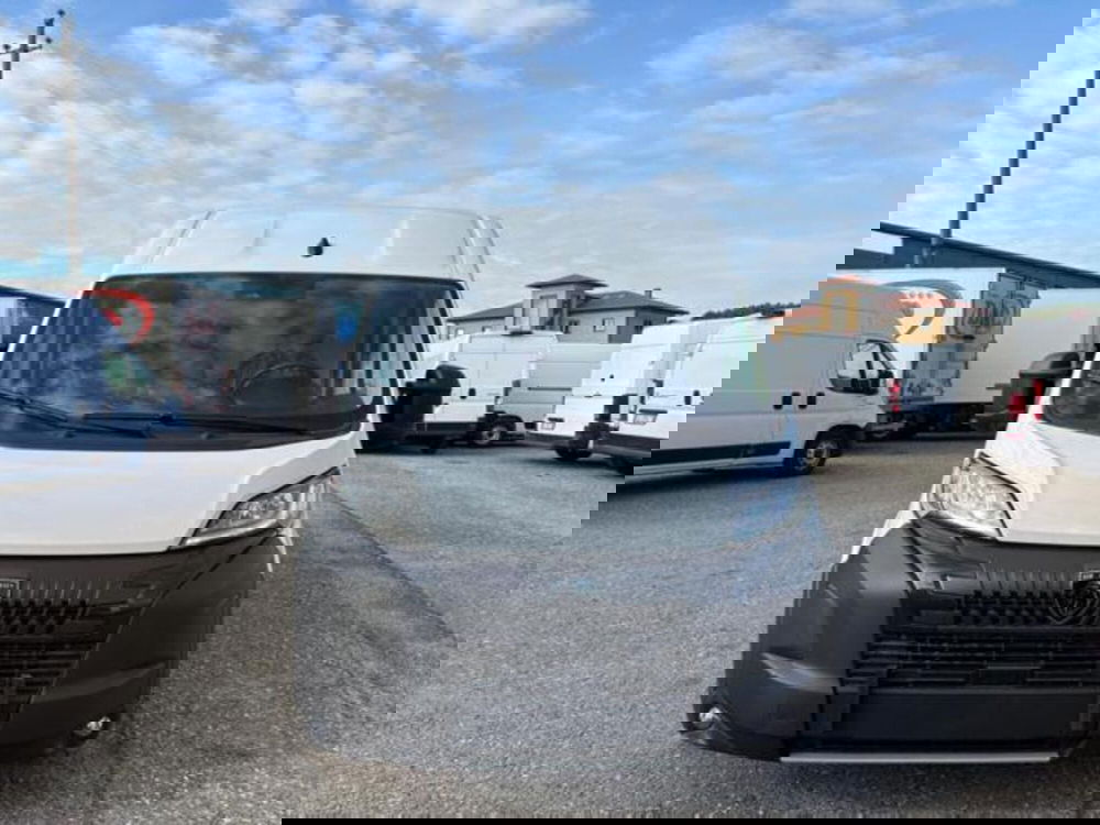 Peugeot Boxer Furgone nuova a Brescia (2)