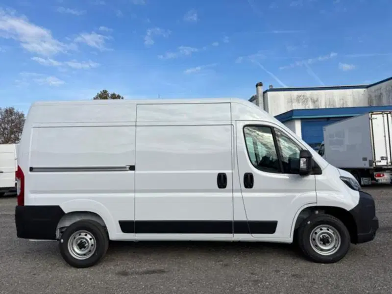 Peugeot Boxer Furgone nuova a Brescia (4)