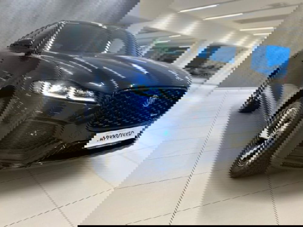 Jaguar F-Pace usata a Modena (10)