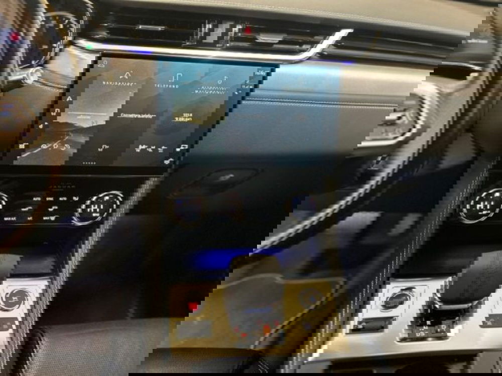 Jaguar F-Pace usata a Modena (13)