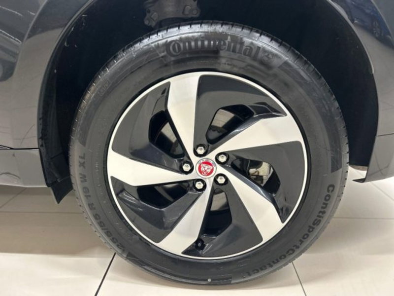 Jaguar F-Pace usata a Modena (9)