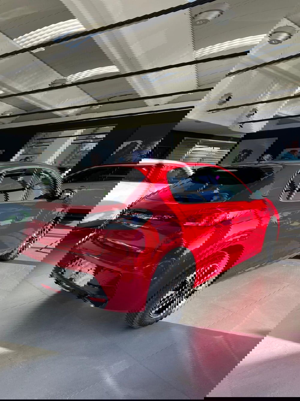 Peugeot 208 nuova a Sassari (4)