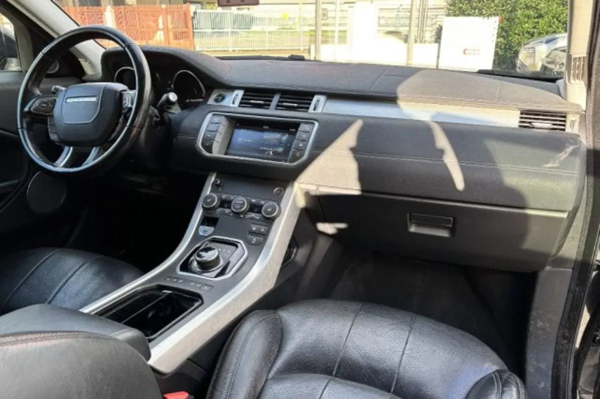 Land Rover Range Rover Evoque usata a Latina (9)