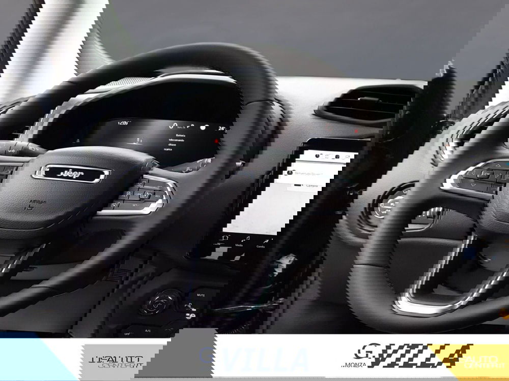 Jeep Renegade nuova a Monza e Brianza (4)