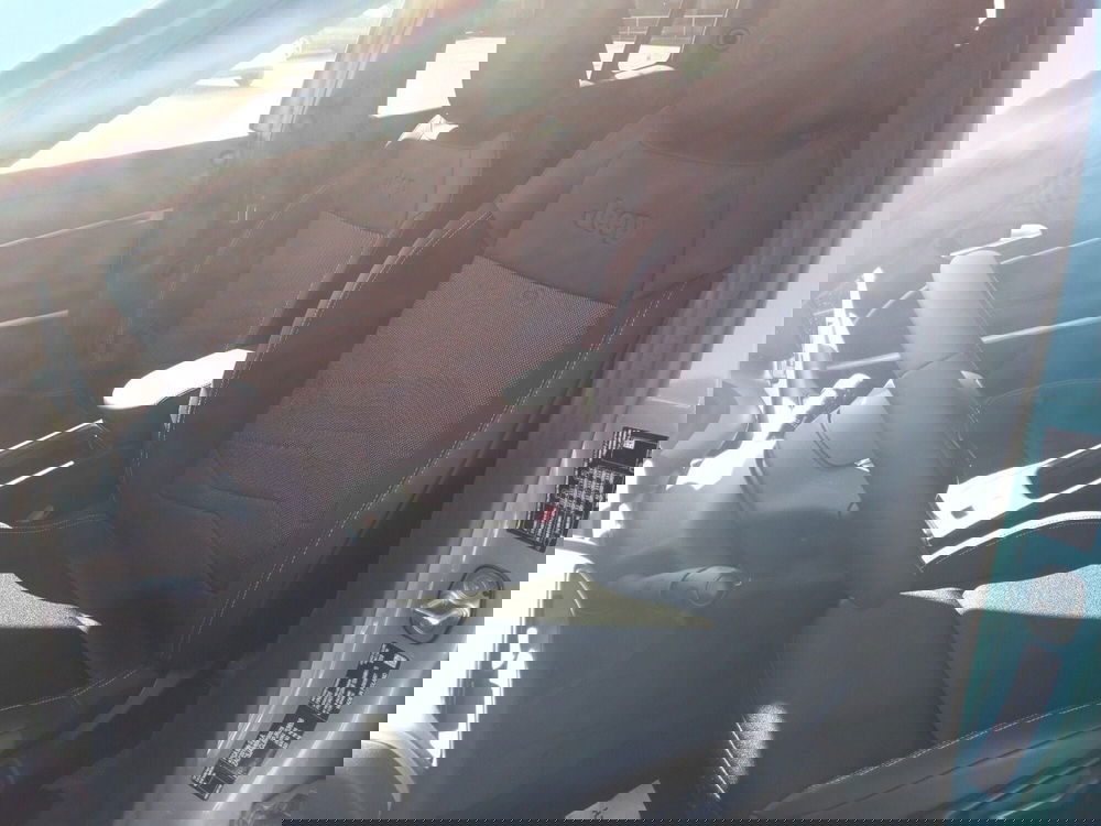 Jeep Avenger nuova a Monza e Brianza (11)