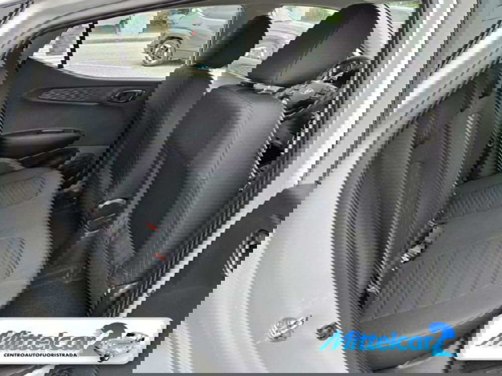 Hyundai i10 nuova a Udine (10)