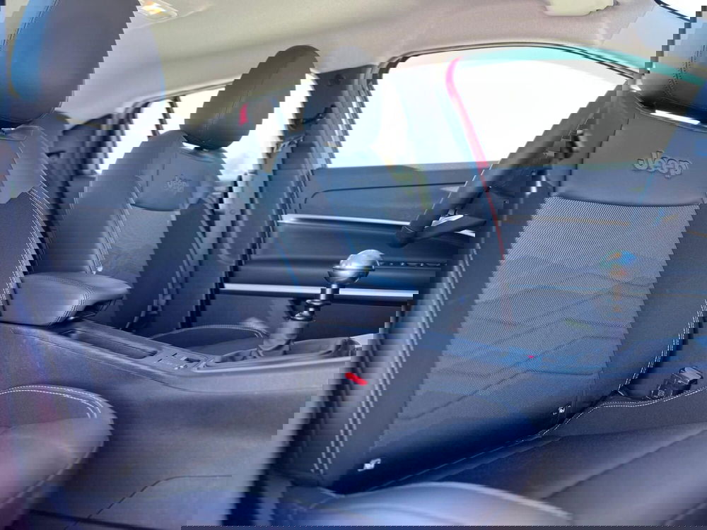 Jeep Avenger usata a Matera (19)