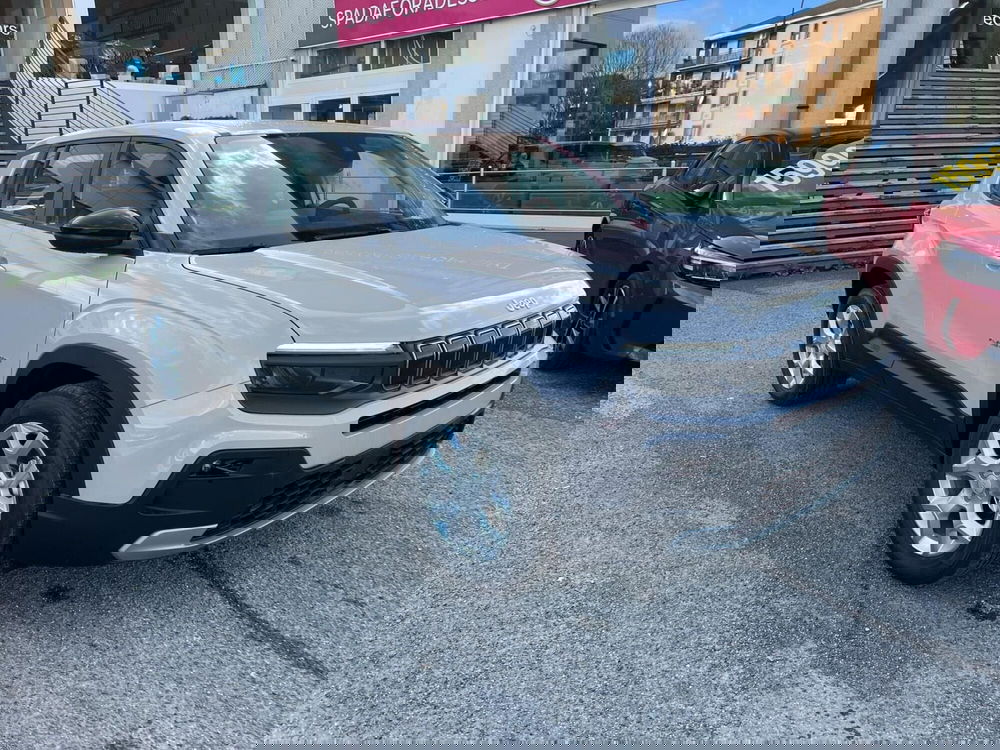 Jeep Avenger nuova a Milano (3)