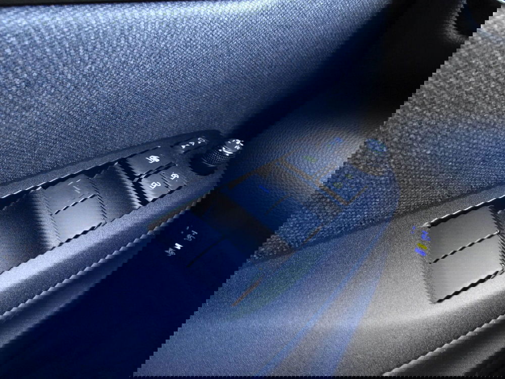 Toyota Yaris Cross usata a Treviso (17)