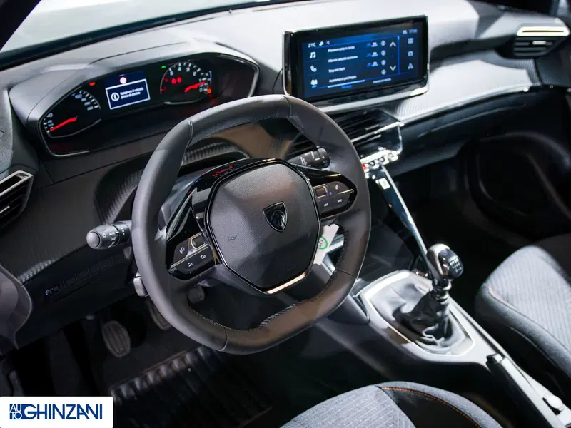 Peugeot 2008 nuova a Bergamo (10)