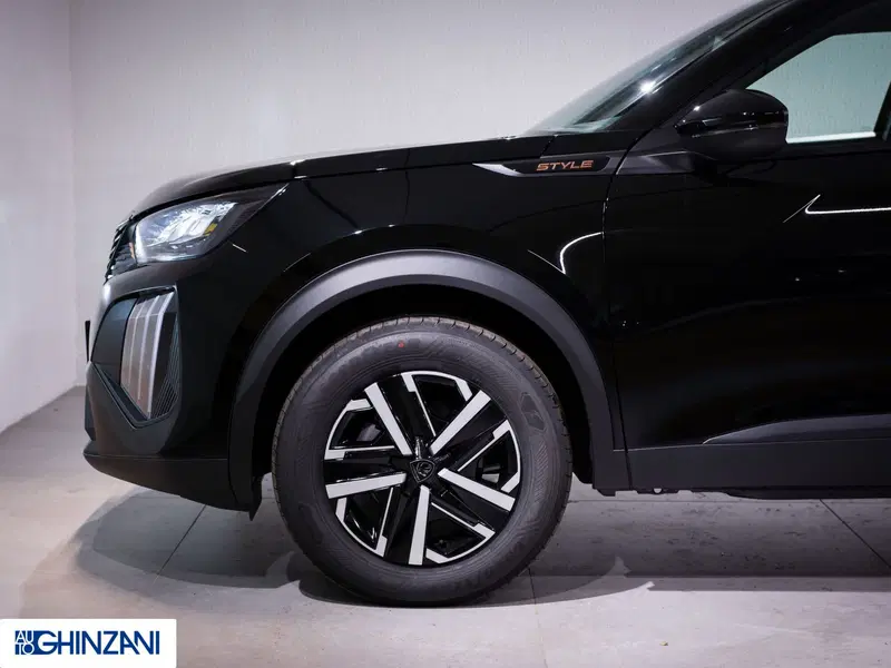 Peugeot 2008 nuova a Bergamo (8)