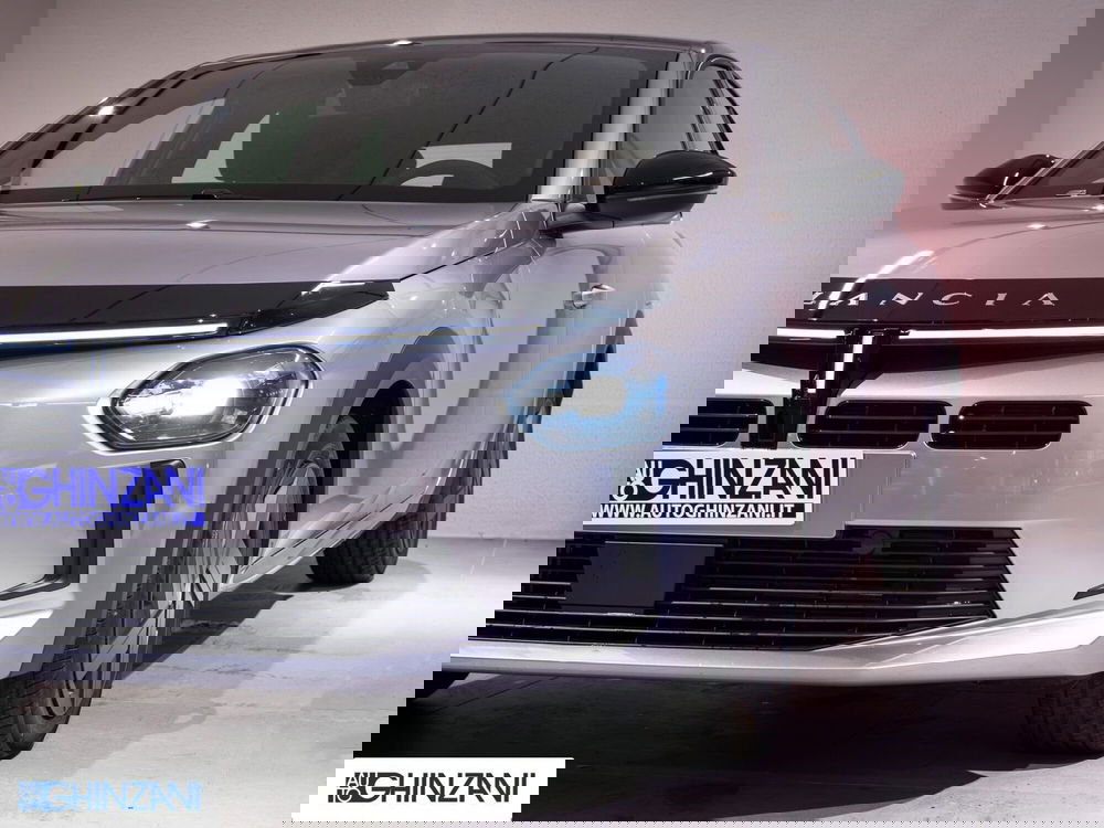 Lancia Ypsilon nuova a Bergamo (17)