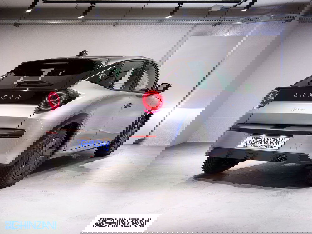 Lancia Ypsilon nuova a Bergamo (7)