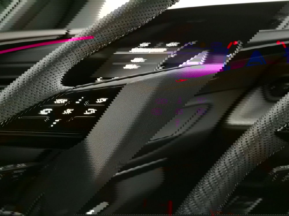 Audi Q5 Sportback nuova a Chieti (10)