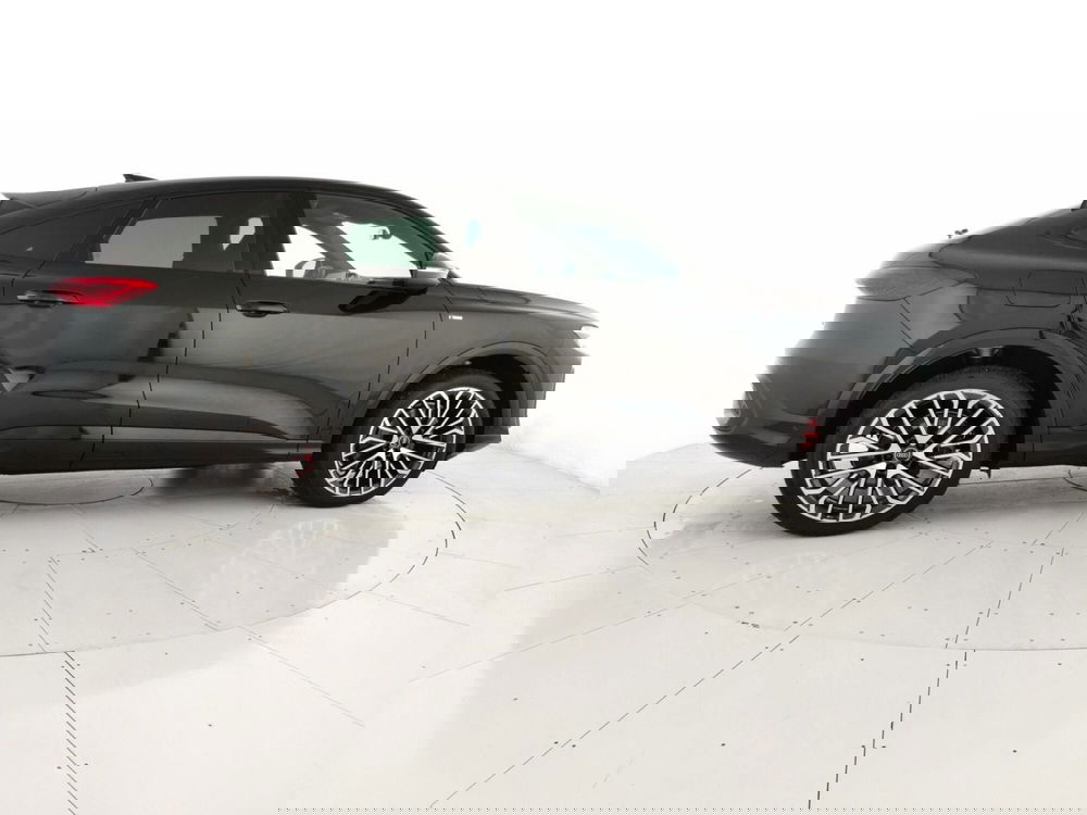 Audi Q5 Sportback nuova a Chieti (4)