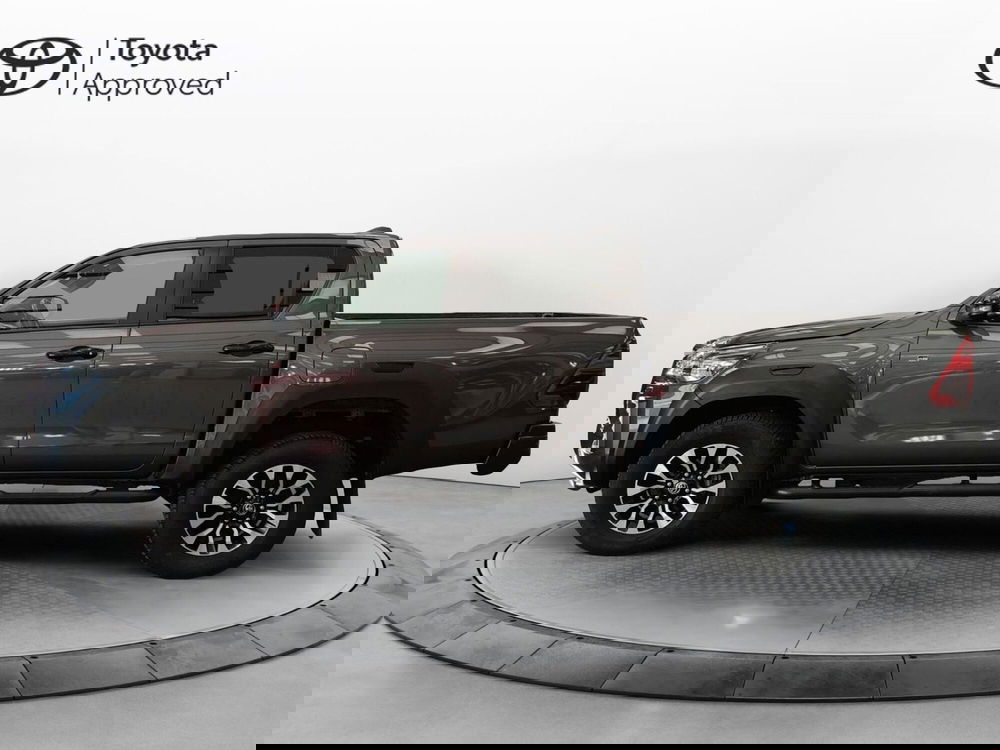 Toyota Hilux usata a Roma (3)