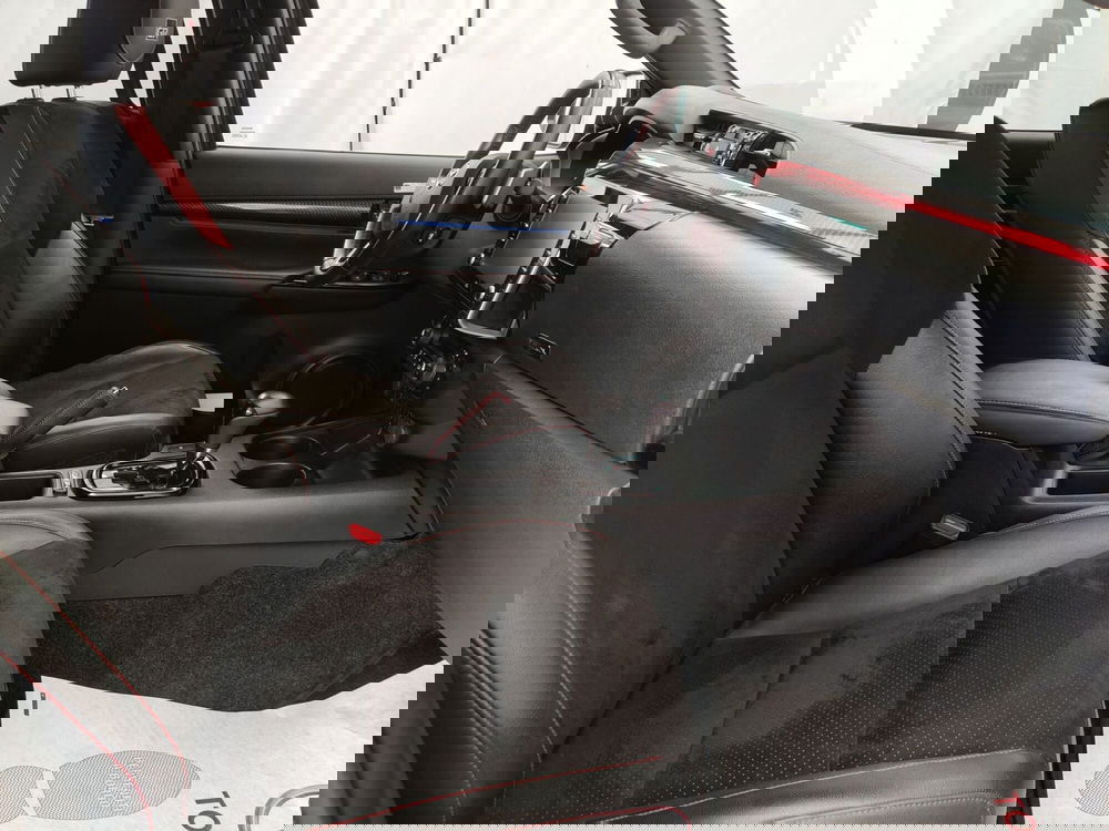 Toyota Hilux usata a Roma (6)