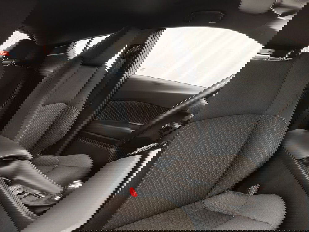 Toyota Toyota C-HR usata a Roma (7)