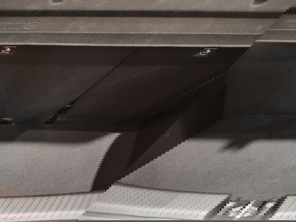 Hyundai i10 usata a Roma (12)