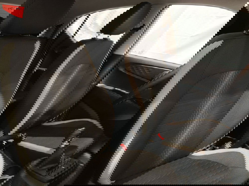 Hyundai i10 usata a Roma (6)