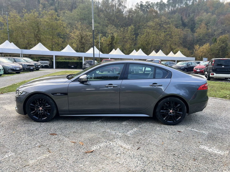Jaguar XE usata a La Spezia (4)