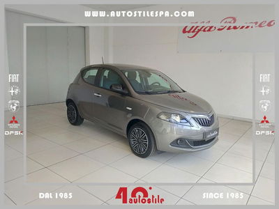 Lancia Ypsilon 1.0 FireFly 5 porte S&amp;S Hybrid Gold Plus nuova a Scandiano