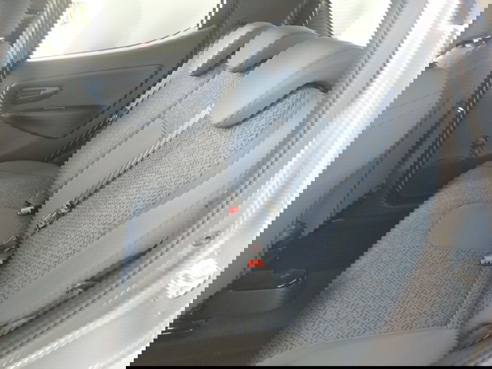 Lancia Ypsilon nuova a Reggio Emilia (11)