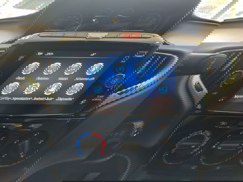 Lancia Ypsilon nuova a Reggio Emilia (14)