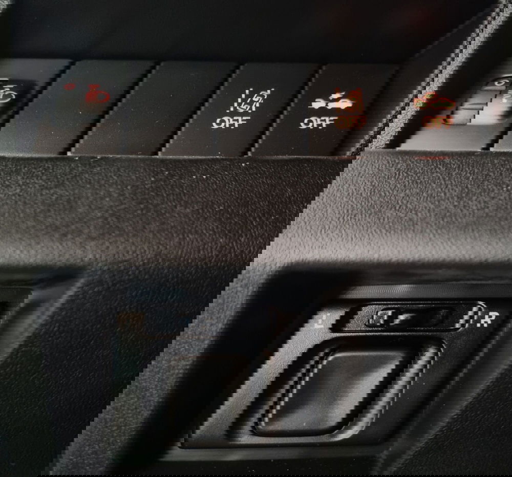 Suzuki Jimny nuova a Pavia (19)