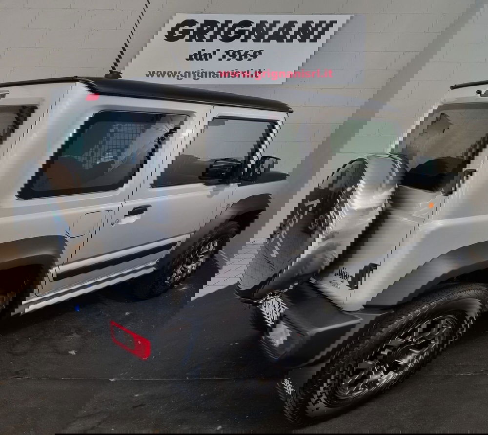 Suzuki Jimny nuova a Pavia (4)