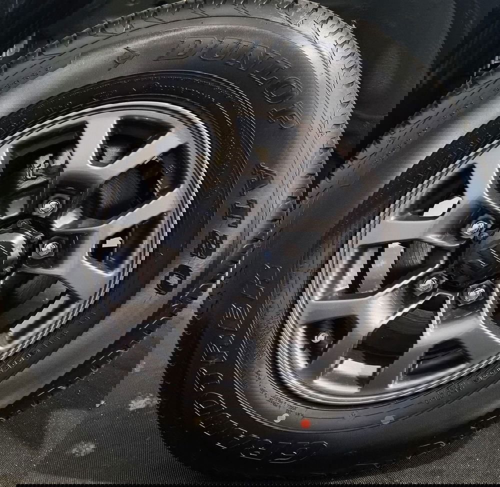 Suzuki Jimny nuova a Pavia (7)