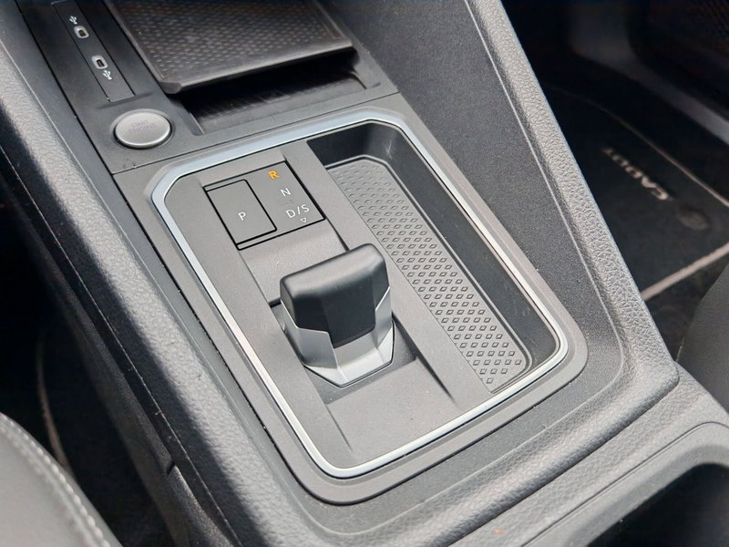 Volkswagen Caddy usata a Palermo (17)