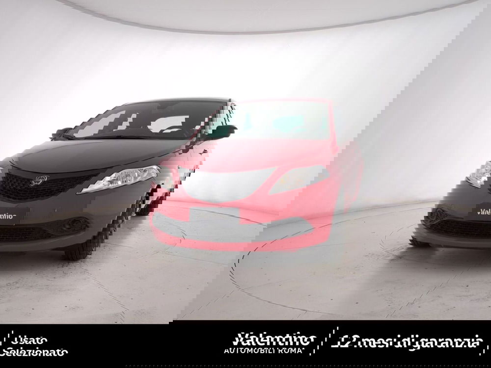 Lancia Ypsilon usata a Roma